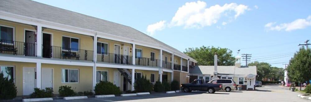 Cape Cod Inn Hyannis Buitenkant foto