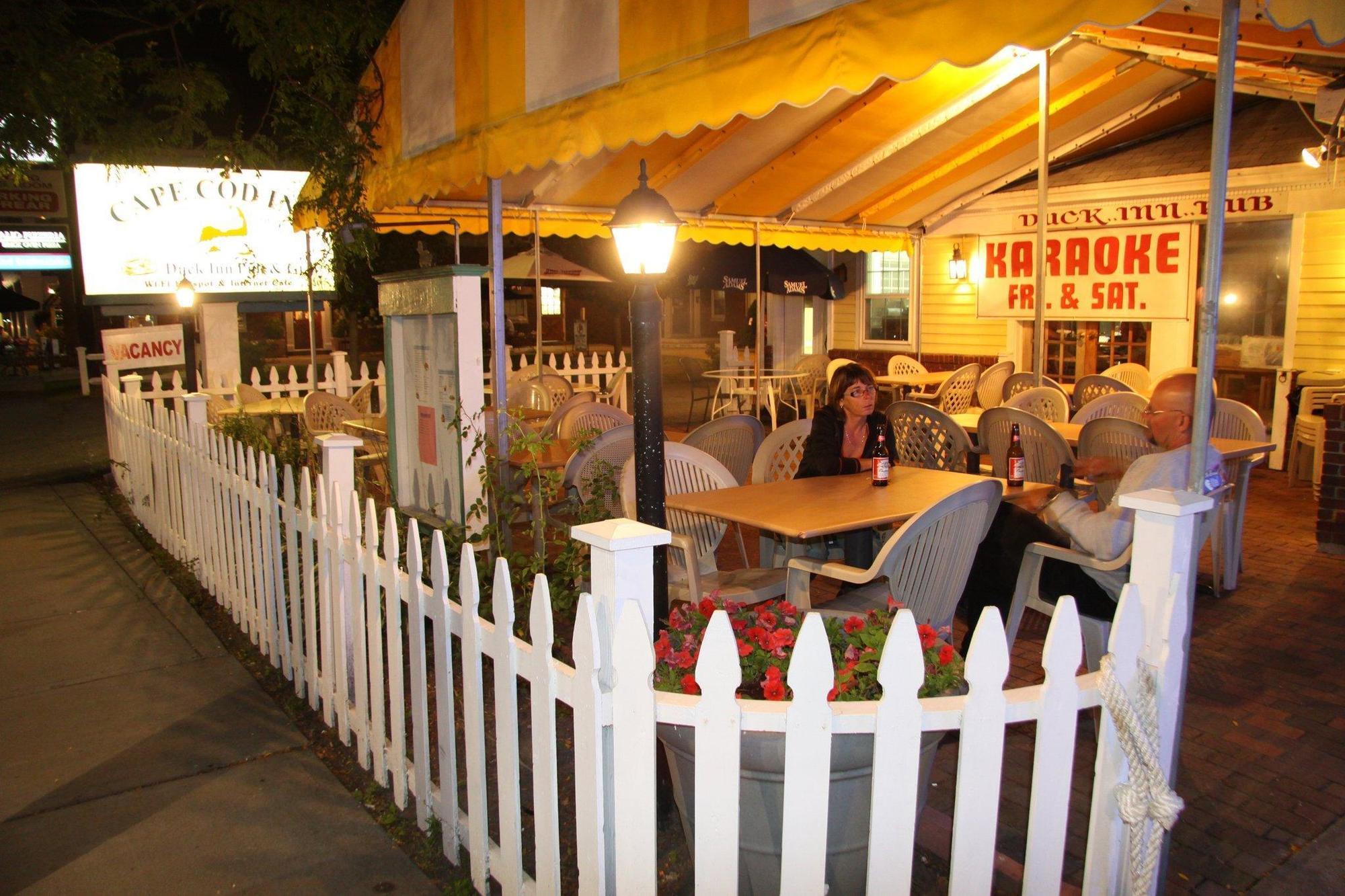 Cape Cod Inn Hyannis Buitenkant foto